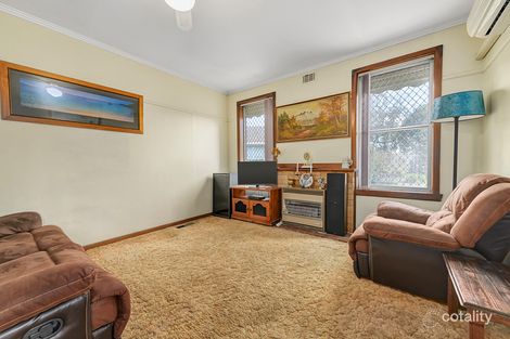 Property photo of 5 Daphne Crescent Bellfield VIC 3081
