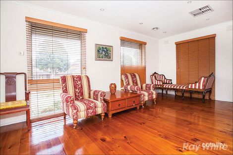 Property photo of 35 Amblecote Crescent Mulgrave VIC 3170