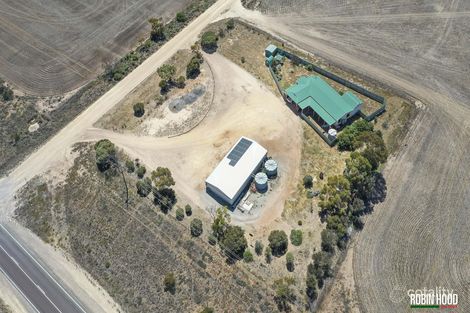 10 Deep Creek Rd, Cleve, SA 5640