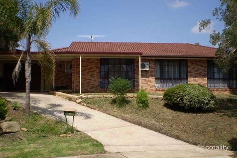 8 Warrina Pl, Glendenning, NSW 2761