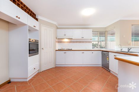 Property photo of 9 Turtle Point Cove Jandakot WA 6164