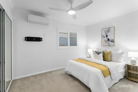 Property photo of 102 Scarborough Road Redcliffe QLD 4020