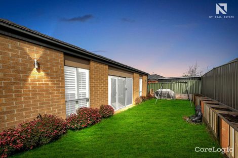 Property photo of 9 Pepper Tree Court Caroline Springs VIC 3023