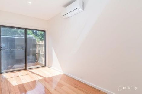 Property photo of 2/6 Bedford Road Ringwood VIC 3134