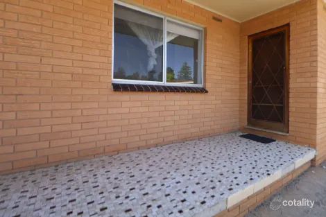 2/87 Raye St, Tolland, NSW 2650
