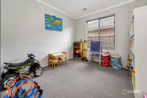 Property photo of 24 Hamish Drive Tarneit VIC 3029