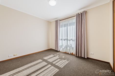 Property photo of 1/17 Westminster Drive Werribee VIC 3030