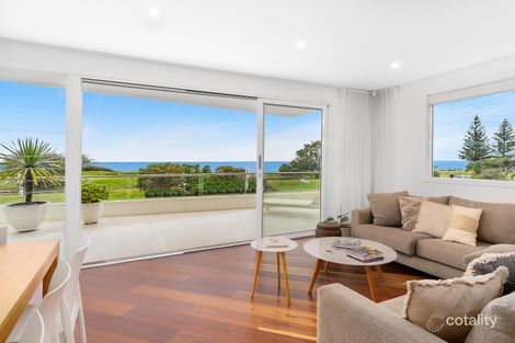 Property photo of 77A Carrington Parade Curl Curl NSW 2096
