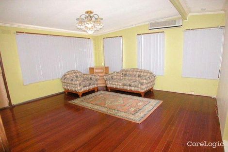 Property photo of 33 Crossley Crescent Coolaroo VIC 3048