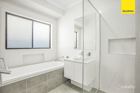 Property photo of 65 Versace Crescent Melonba NSW 2765