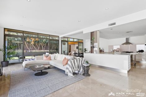 Property photo of 2 Ackland Way Cottesloe WA 6011