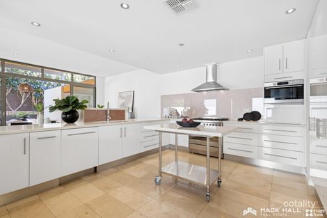 Property photo of 2 Ackland Way Cottesloe WA 6011