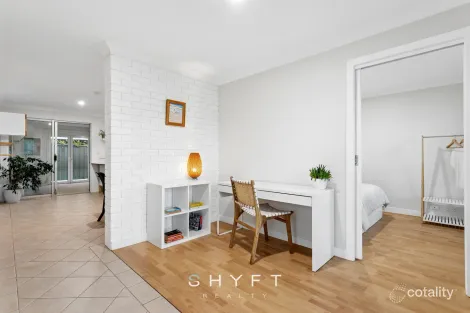 Property photo of 16 Nyara Crescent Craigie WA 6025
