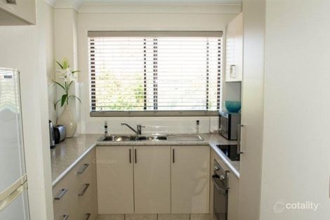 Property photo of 2/76 Brighton Street Biggera Waters QLD 4216