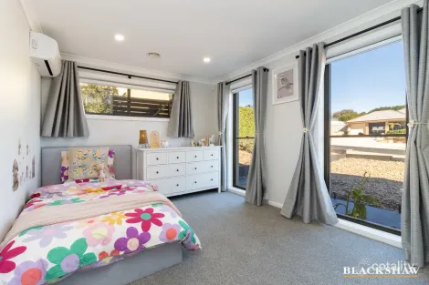 Property photo of 23 Hyland Drive Bungendore NSW 2621