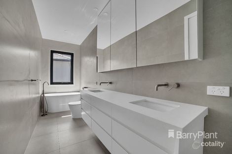 4/2 Rowland Ct, Glen Waverley, VIC 3150