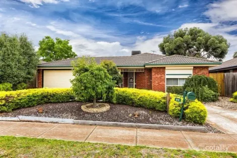 13 Ruairi Ct, Kurunjang, VIC 3337