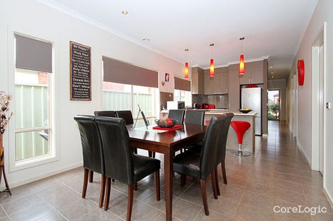 Property photo of 4 Lavender Court Caroline Springs VIC 3023