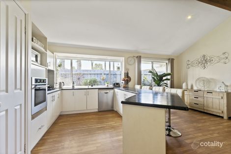 Property photo of 6 Dean Court Carrum Downs VIC 3201