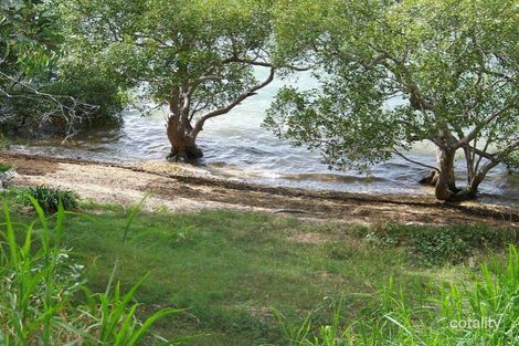 18 Resthaven Dr, Lamb Island, QLD 4184