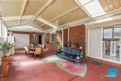 Property photo of 103 Springlake Avenue Caroline Springs VIC 3023