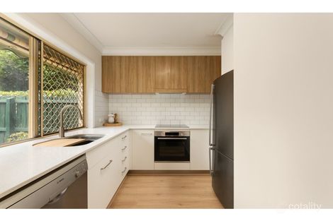 Property photo of 2/69 Toohey Road Tarragindi QLD 4121