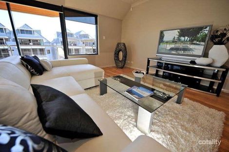 Property photo of 19B Florian Mews Mandurah WA 6210