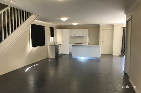 Property photo of 23 Harmony Crescent Mount Hutton NSW 2290