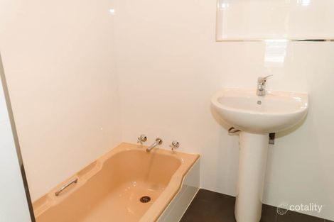 Property photo of 30 Wendron Street Cloverdale WA 6105
