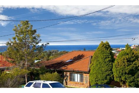 Property photo of 30 Makim Street North Curl Curl NSW 2099