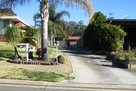 8 Benaud Ct, St Clair, NSW 2759