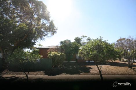 11 Narvik Cres, Hackham West, SA 5163