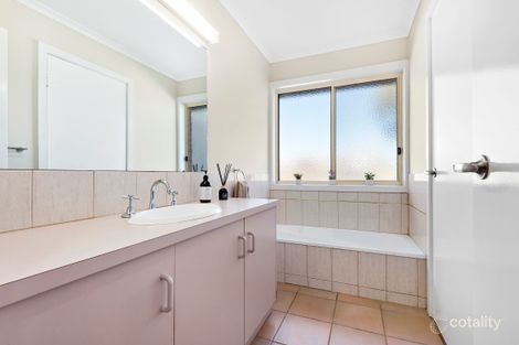 Property photo of 9 Berryman Close Echuca VIC 3564