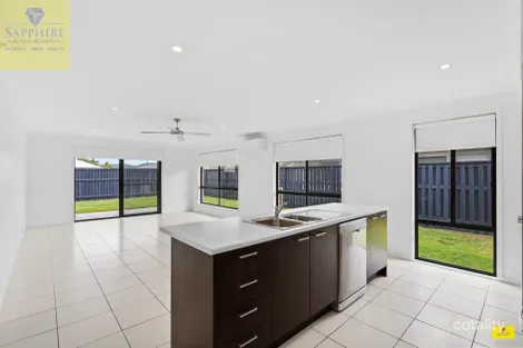 Property photo of 8 Harmony Crescent South Ripley QLD 4306