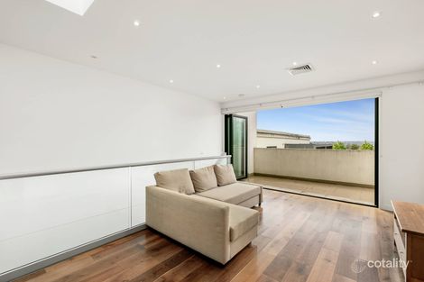 Property photo of 2 Norfolk Place Malvern VIC 3144