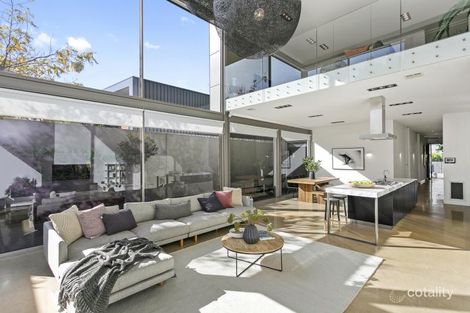 Property photo of 2/8 Fernery Grove Newtown VIC 3220