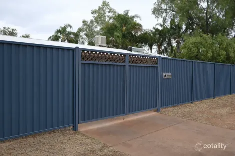 12 Kilgariff Cres, Sadadeen, NT 0870