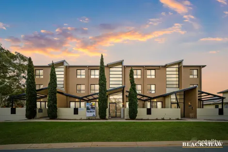 51/1 Gungahlin Pl, Gungahlin, ACT 2912