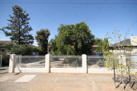 15 Wingfield St, Clovelly Park, SA 5042