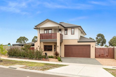 Property photo of 16 Palkarra Court Skye VIC 3977