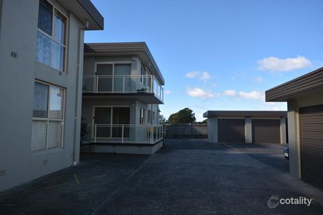 Property photo of 4/13-15 Osborne Parade Warilla NSW 2528