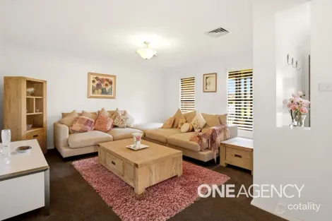 Property photo of 37 Bedervale Street Bourkelands NSW 2650