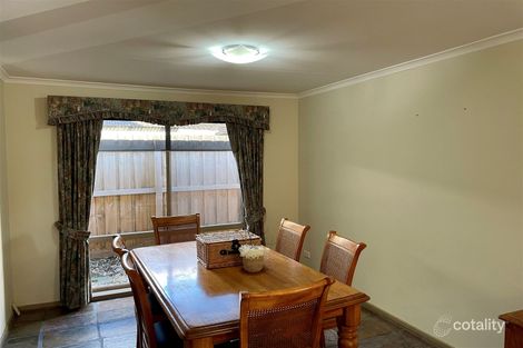 Property photo of 4 Emma Court Berwick VIC 3806