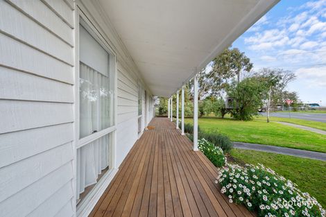 Property photo of 2 Rhodes Drive Sale VIC 3850