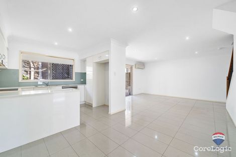 Property photo of 9/30 Girraween Crescent Parkinson QLD 4115