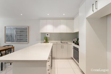 Property photo of 4/765-767 Doncaster Road Doncaster VIC 3108