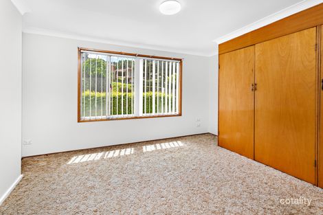 Property photo of 135 Northcliffe Drive Lake Heights NSW 2502