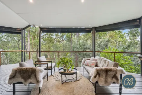 16 Moogerah Ct, Albany Creek, QLD 4035