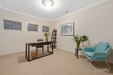 Property photo of 37 Norris Circuit Croydon VIC 3136