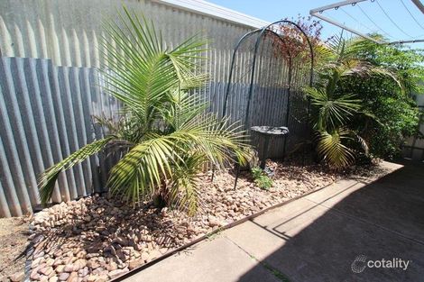 Property photo of 24 Felix Crescent Morphett Vale SA 5162